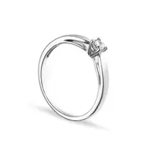 Anillo solitario de plata garras circonita