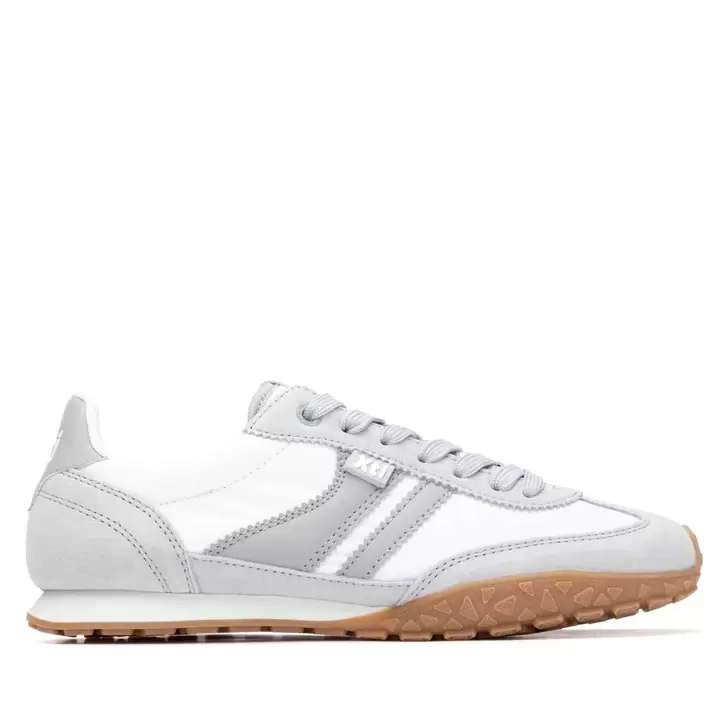 Zapatilla de mujer plano Xti 14505901