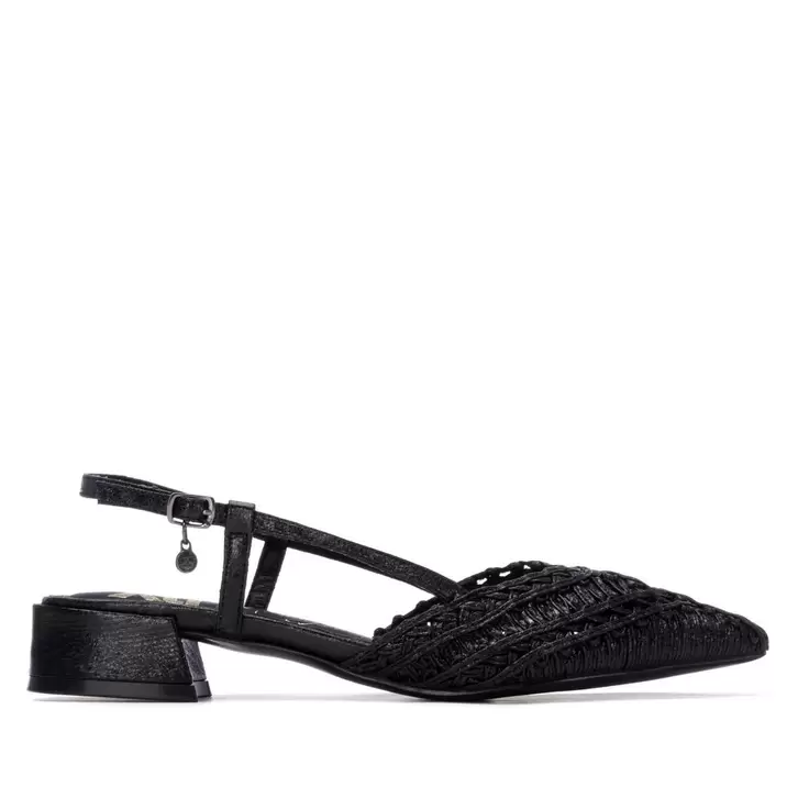 Zapato de mujer plano Xti 14502901