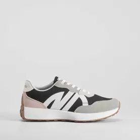 Deportiva retrojogging negra NYC