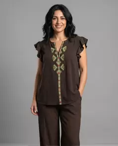 Blusa Estampado Posicional Marrón