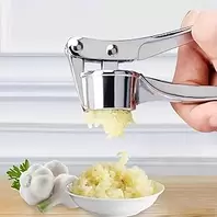 Premium Stainless Steel Garlic Press for Kitchen - Ergonomic Rust Proof Garlic Chopper with Easy Grip Handle, Dishwasher Safe, Easy to Clean Professional Chopper for Garlic and