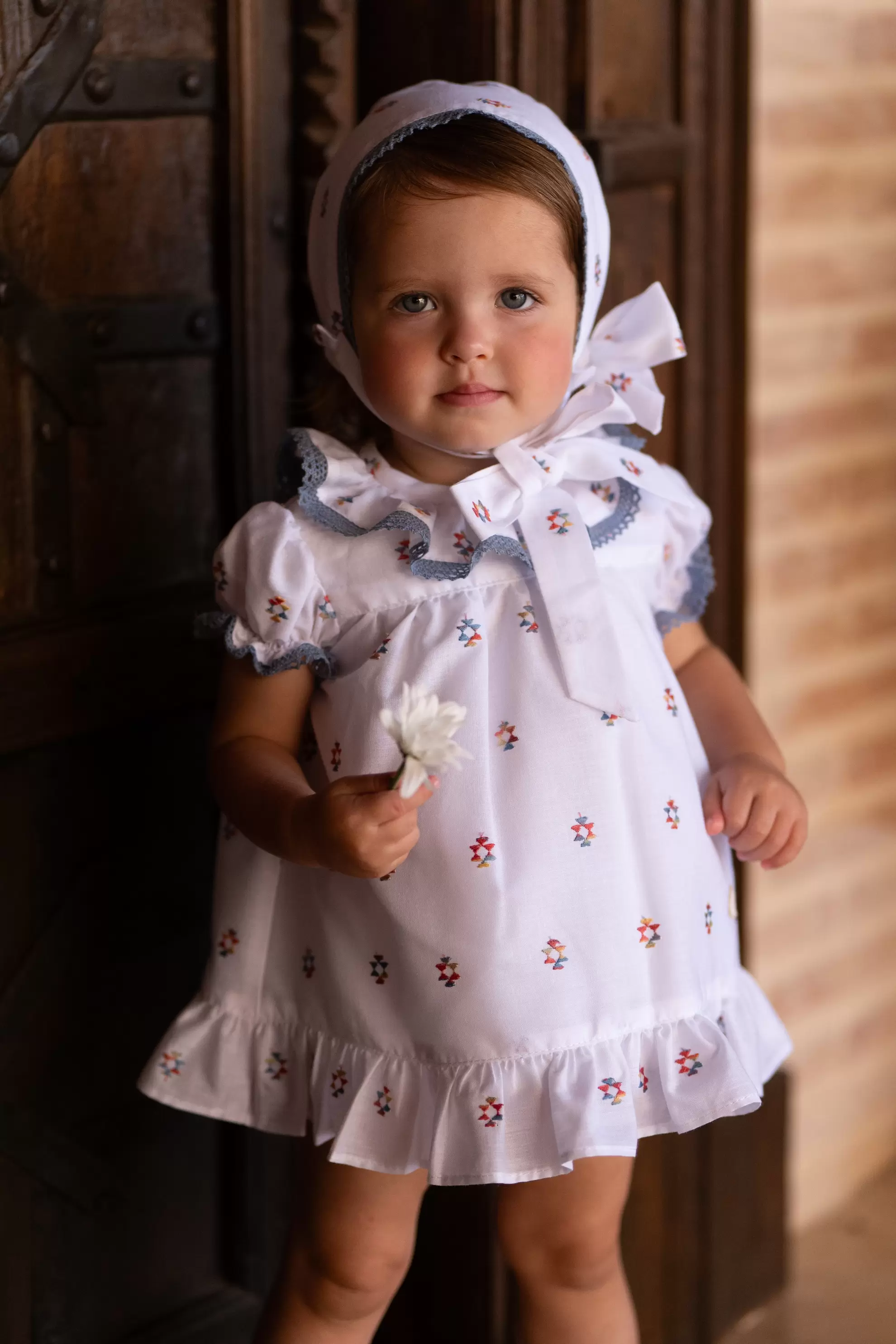 Conjunto bebé niña con capota y cubrepañal | Cocote by Charanga