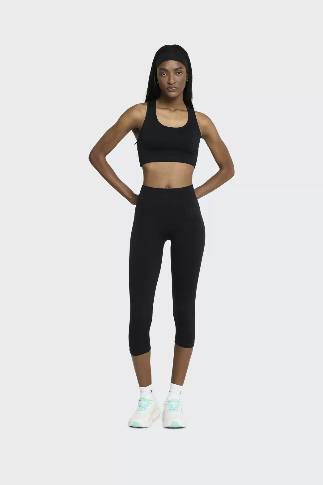 Malla Essentials Tenth Pirata Seamles Mujer