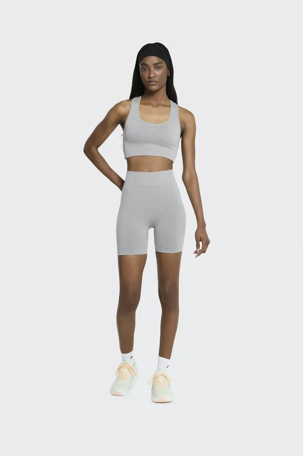 Malla Essentials Tenth Corta Seamless Mujer