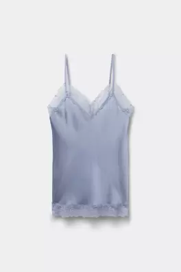 Top lencero con encaje y seda