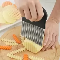 Wavy Cutter, Upgraded Stainless Steel Wavy Knife, Safety Cutter for Kitchen Potato Chips