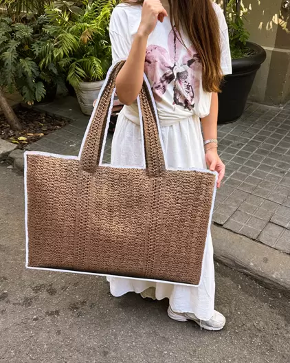 Bolso shopper grande efecto rafia