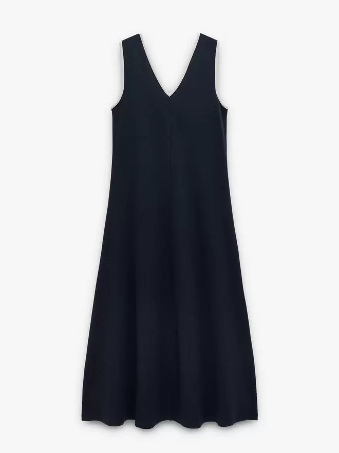 Vestido midi con escote en pico