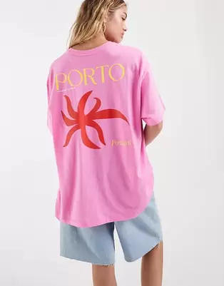 Vero Moda - Porto - Camiseta rosa extragrande con estampado gráfico