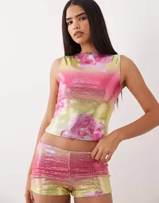 Kaiia - Colección exclusiva - Top amarillo limón y rosa sin mangas con cuello barco y estampado floral de lentejuelas (parte de un conjunto)