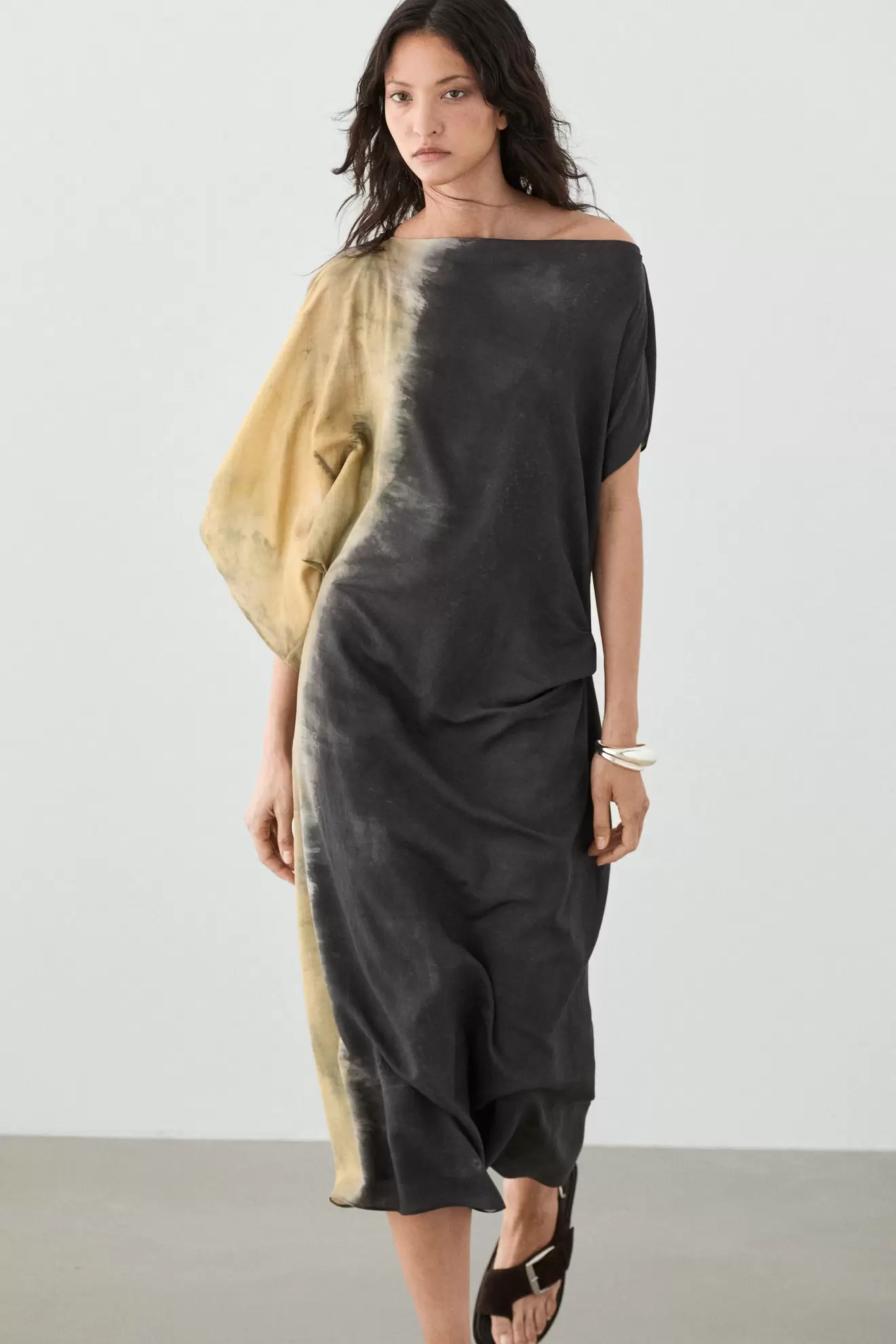 Vestido midi estampado tie dye