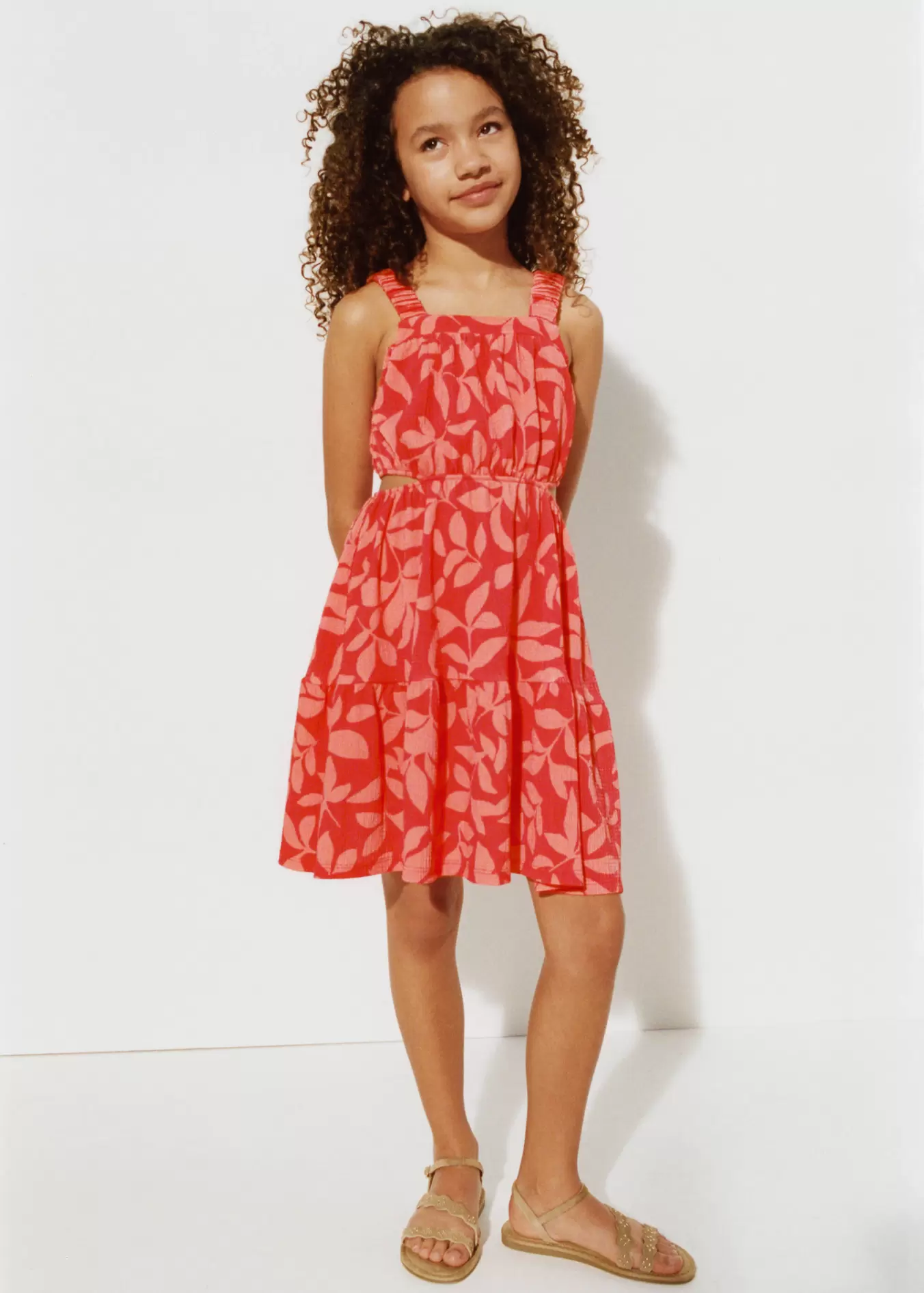Vestido estampado detalle aberturas