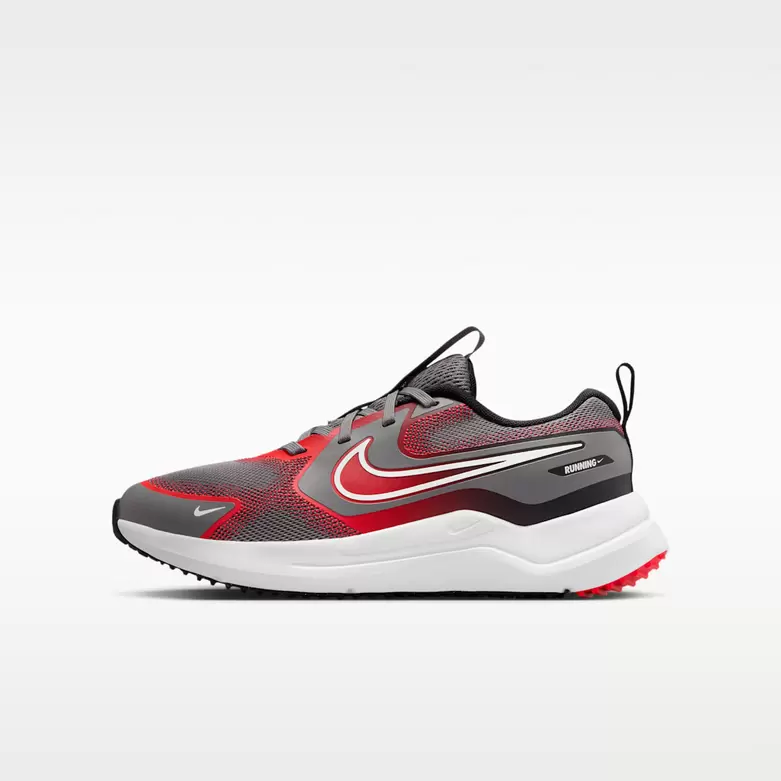 Nike Cosmic Runner