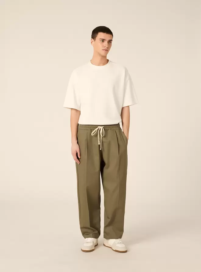 Pantalones de corte globo