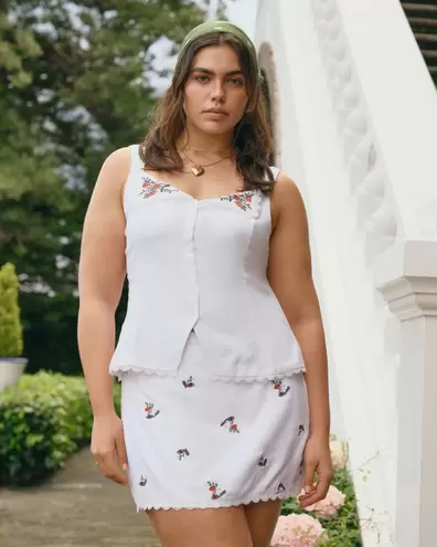 Linen-Blend Button-Up Scalloped Tank