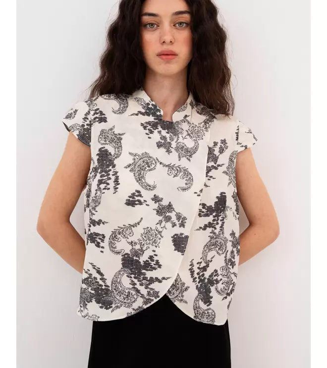 BLUSA ORIENTAL BORDADA