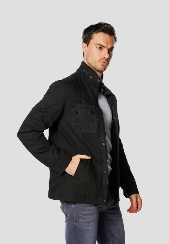 Lightweight jacket for men