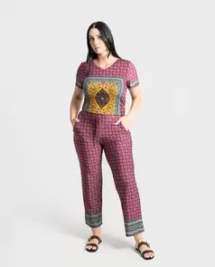 Pantalon Largo Estampado Con Cenefas Morado