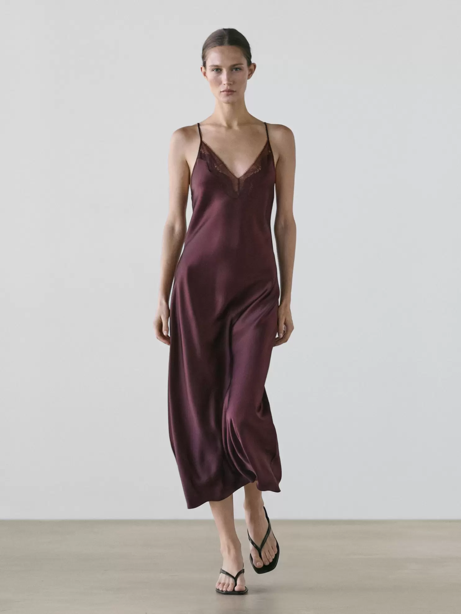 Vestido midi fluido lencero