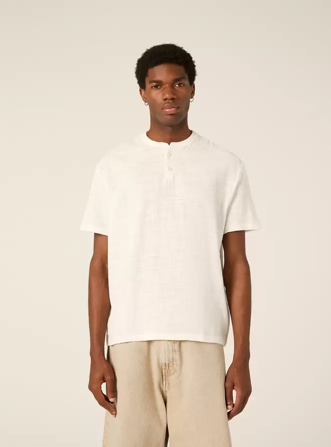 Camisa Henley de Manga Corta