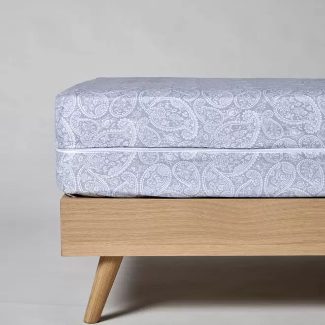 Funda colchón estampada cashmere gris