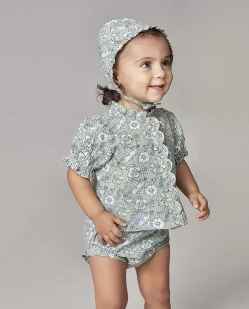 Conjunto de camisa y pantalón a juego capota verde