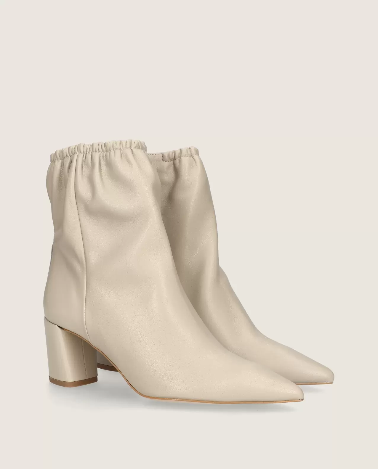 Noa ankle boot in beige leather