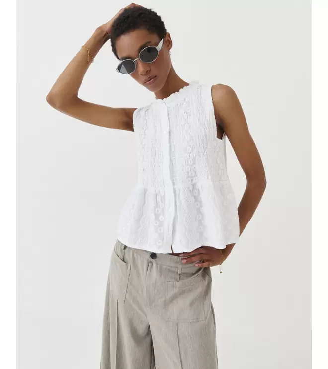 TOP NIDO ABEJA PEPLUM BORDADO