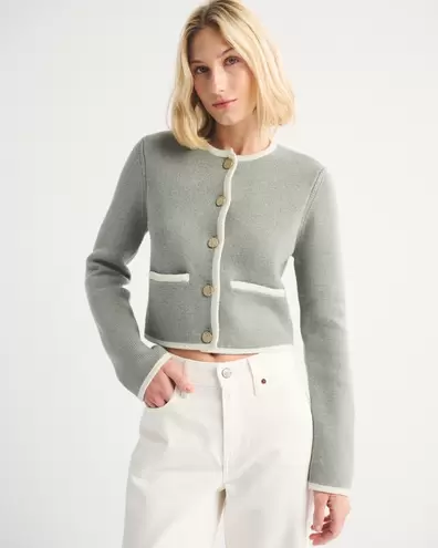 Chaqueta tipo suéter sin cuello