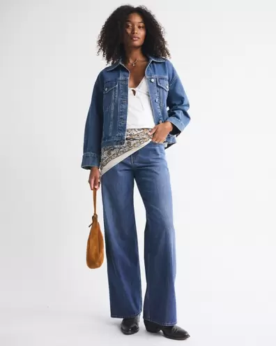 Jeans de pernera ancha y tiro alto Curve Love