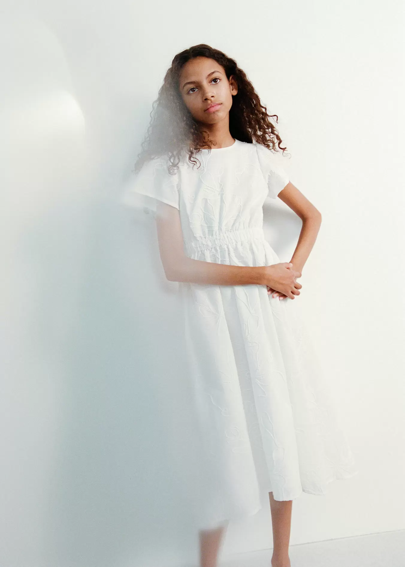 Vestido midi bordado