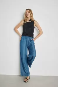 Pantalón vaquero ligero