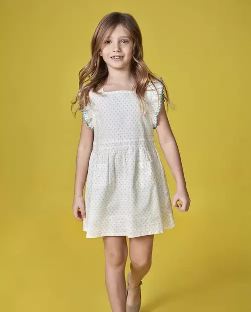 Vestido con lunares pequeños con bordado blanco