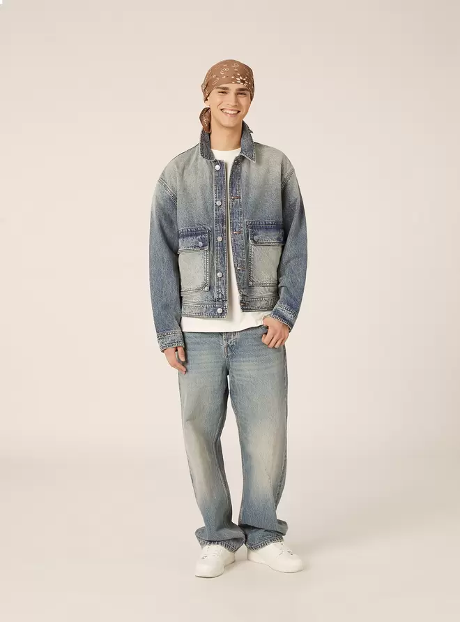 Chaqueta vaquera con lavado garage
