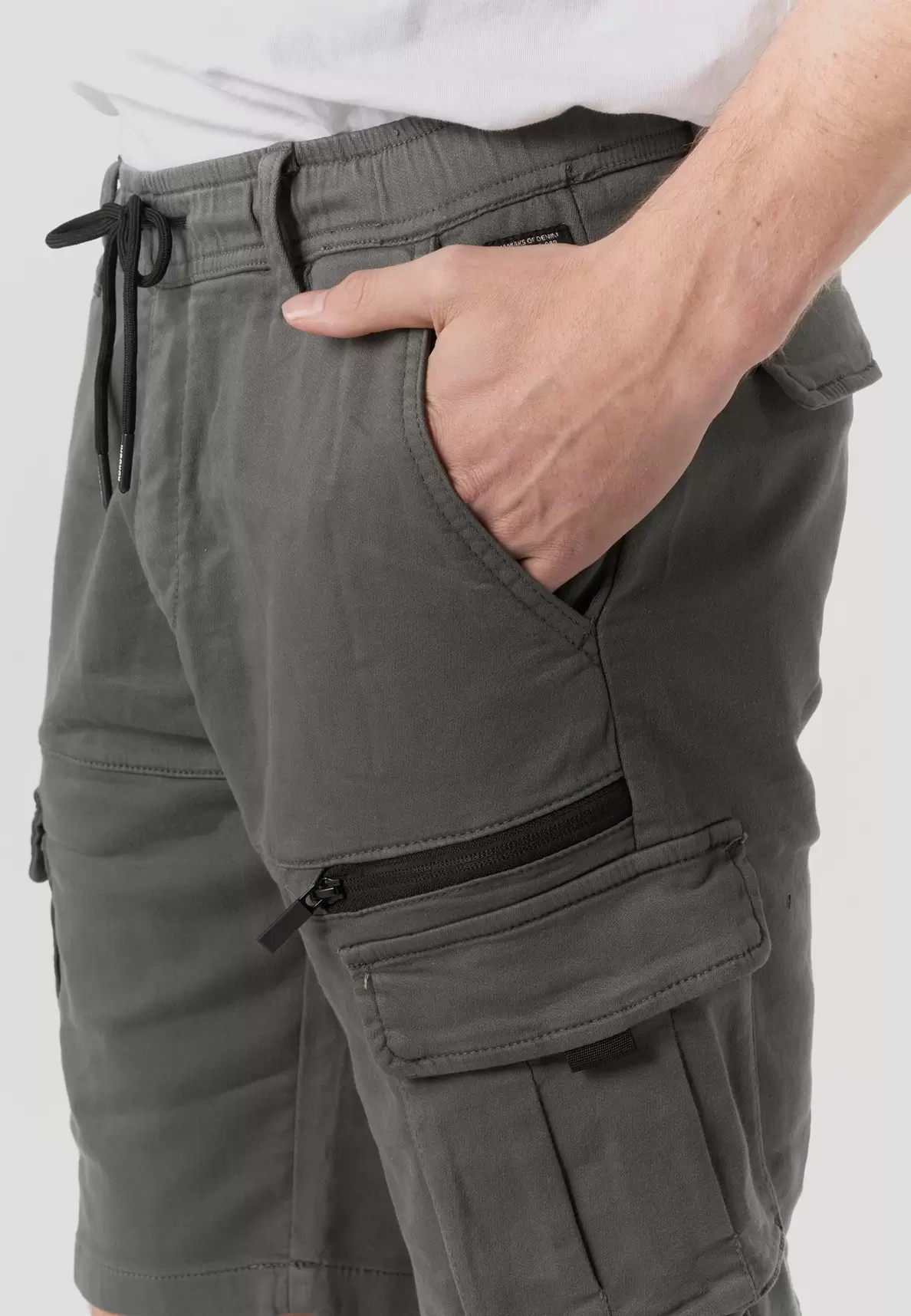 Men's Sporty Cargo Shorts Relaxed - Koroshi