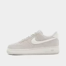 Nike Air Force 1 '07 LV8