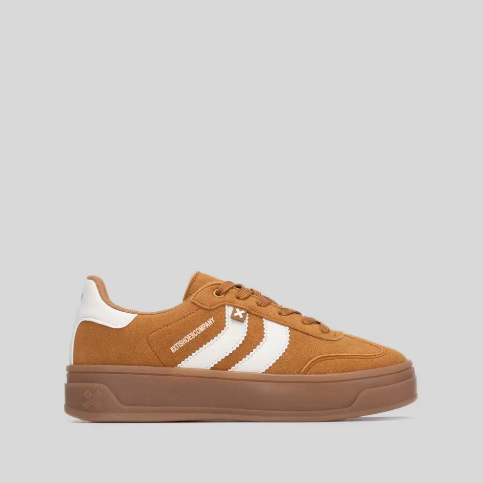 Sneaker plataforma estilo urbano beige XTI