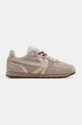 Seattle Earth Sneakers