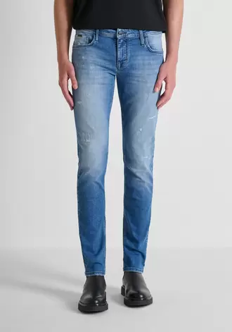 Jeans "Ozzy" tapered fit en denim azul