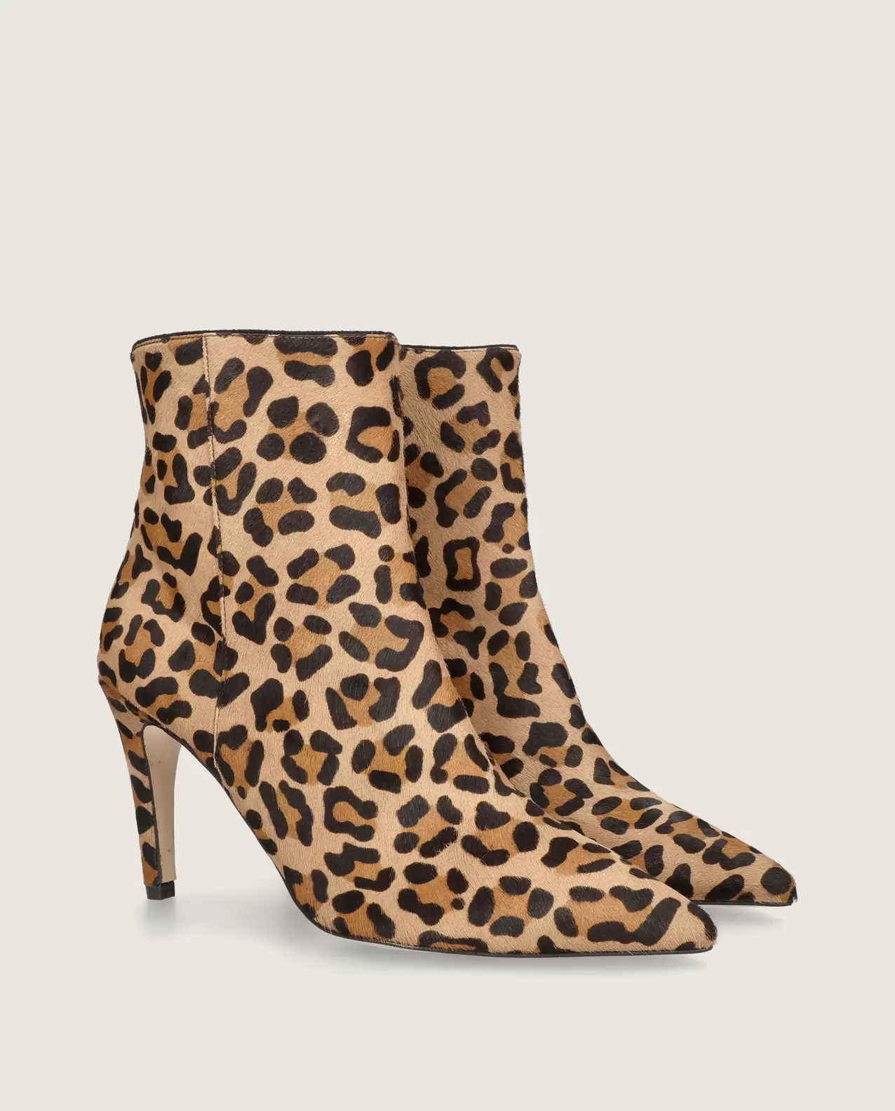 Alya ankle boot in leopard printed poni