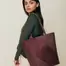 Bolso shopper grande efecto ante ed.
