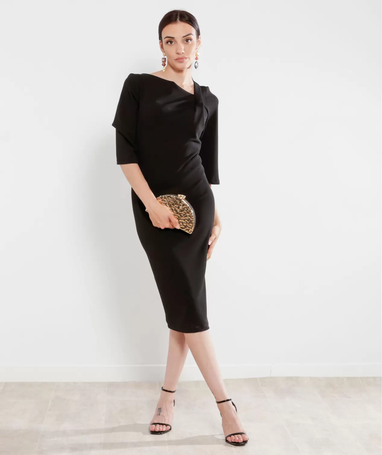 VESTIDO MIDI NADIA COLOR NEGRO