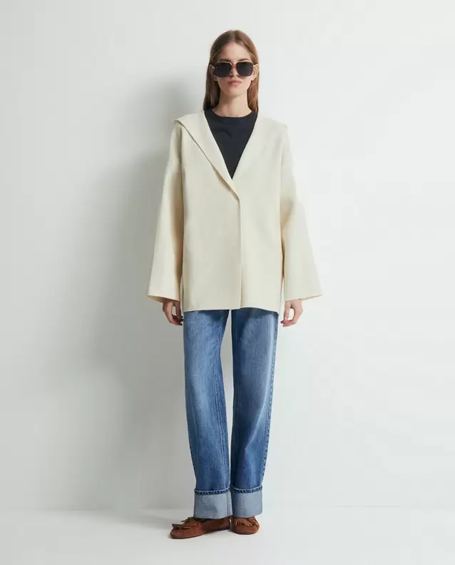 Chaqueta capucha oversize