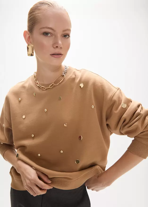 Basic Fit Sweater ''Maite'' with Combined Stud Details on the Front