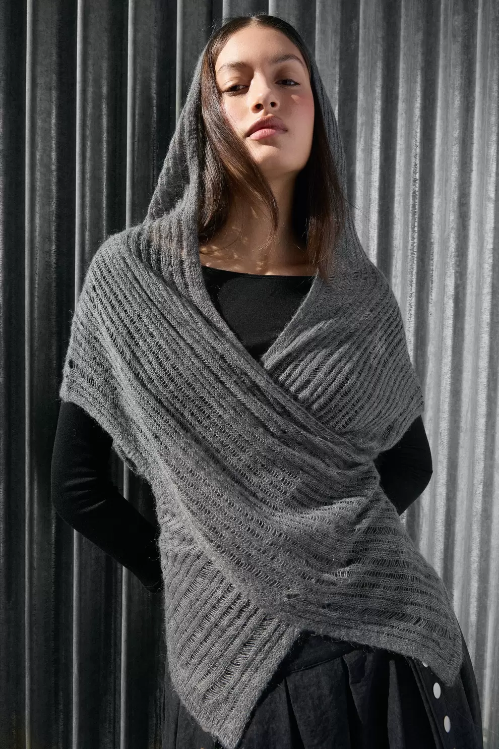 Capa-cardigan de punto multiposición con capucha Venus