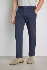 Pantalón chino slim