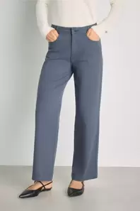 Pantalón ancho