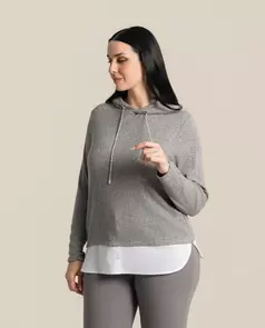 Sueter Con Cuello Buche Ajustable Con Cordon Metálico Gris