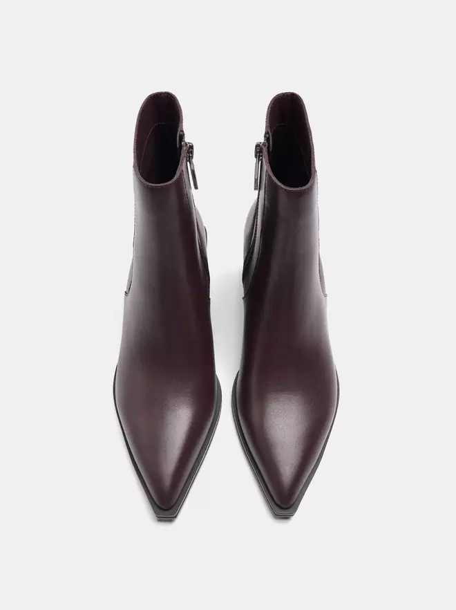 Botines de piel estilo cowboy